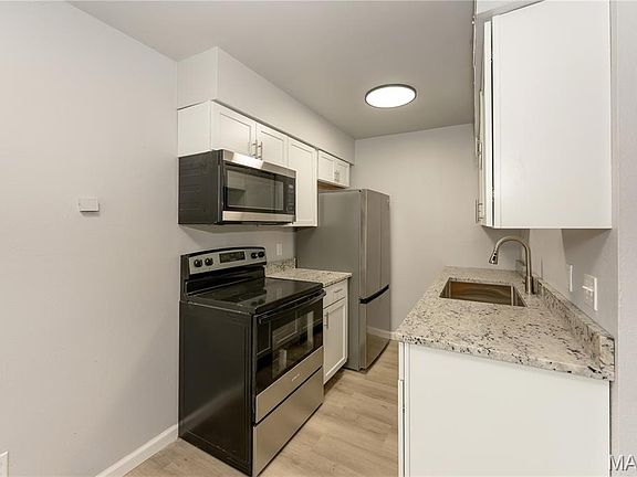 5th image of 1111 Arrowhead Dr
