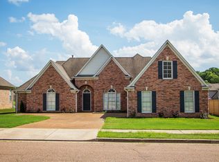6091 Lamb Woods Dr, Memphis, TN 38135