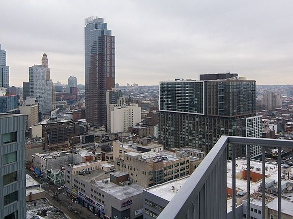 5th image of 436 Albee Sq #G9