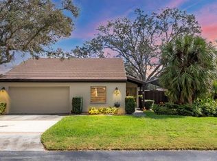 3746 Glen Oaks Manor Dr, Sarasota, FL 34232