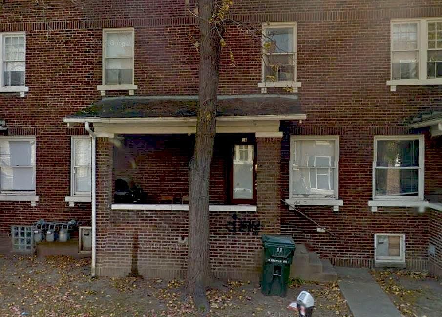 1st image of 11 E Norwich Ave