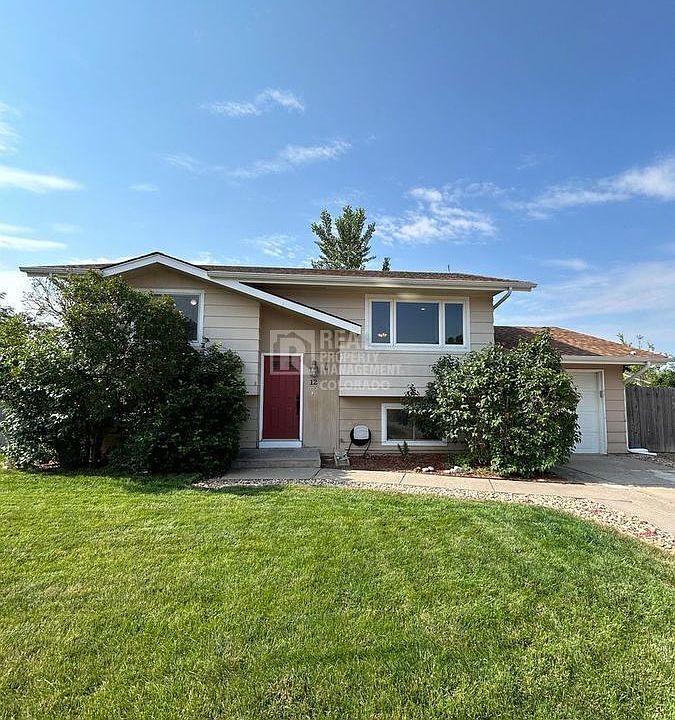 1st image of 12 Aspen Ln