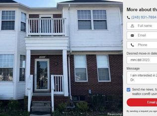29244 Philadelphia Dr, Chesterfield, MI 48051