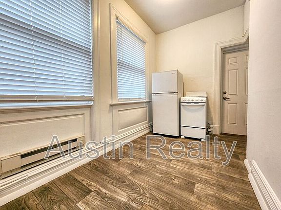 4th image of 322 N Newstead Ave APT 2W