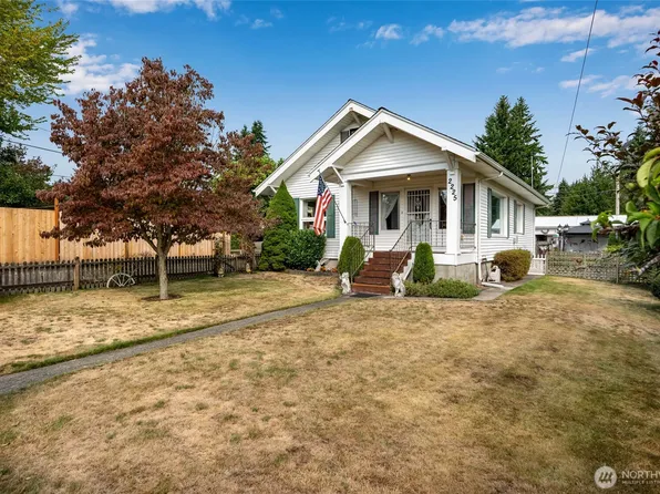 2225 61st Street SE, Everett, WA 98203