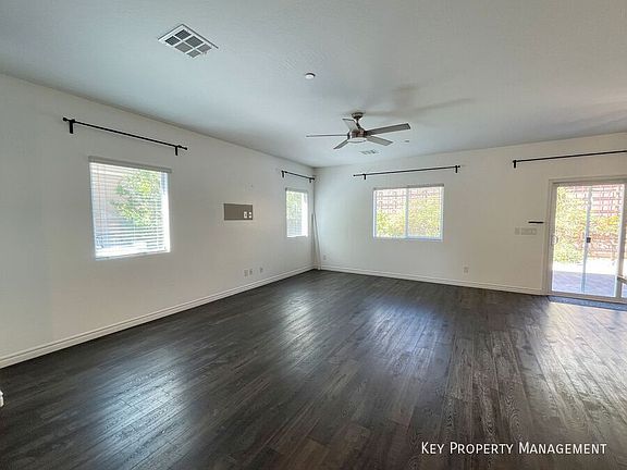 4th image of 7035 Denio Island St