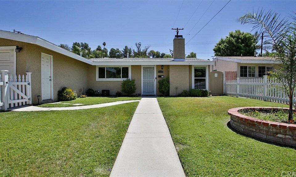 1st image of 27254 Crossglade Ave