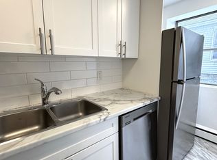 75 High St #101, London, ON N6C4J8