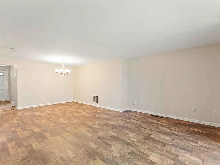 1 Clara Ct #1 — Photo 7