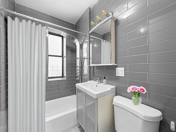 4th image of 720 W 181st St APT 60