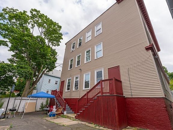 3rd image of 43 High Rock St