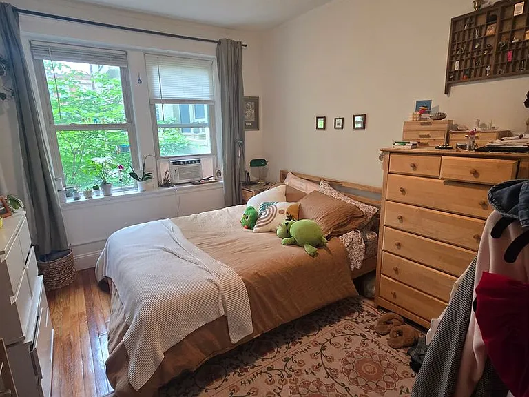 260 Kelton St #2 — Photo 4