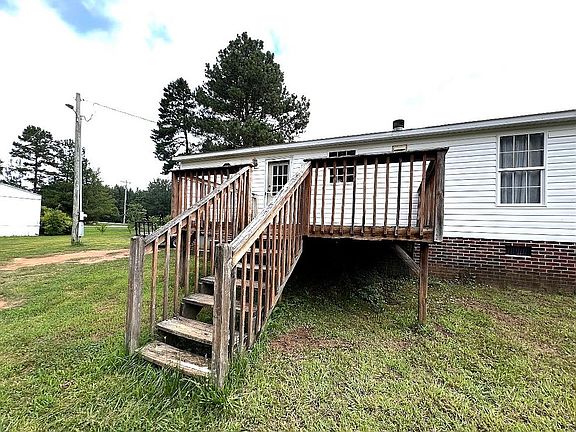 2nd image of 1129 Wagstaff Ln