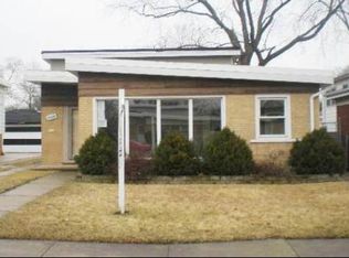 15439 Ellis Ave, Dolton, IL 60419