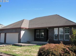 19262 Mahogany Dr, Oregon City, OR 97045