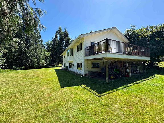 2nd image of 29669 Camelot Ave