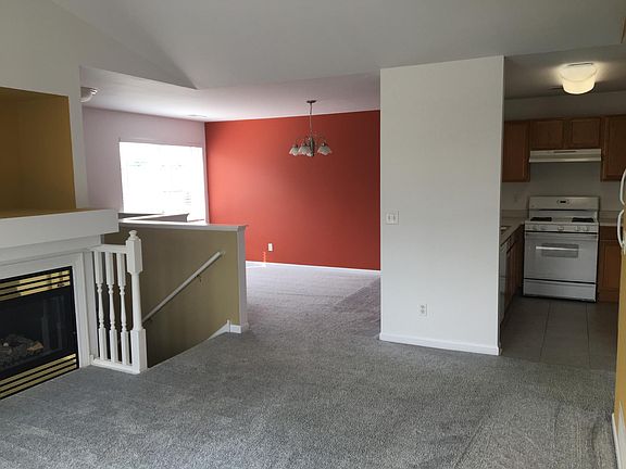 3rd image of 7217 Mabels Way
