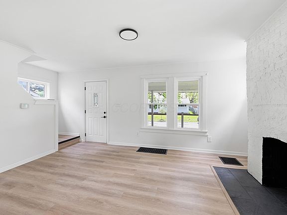 5th image of 2584 Eakin Rd
