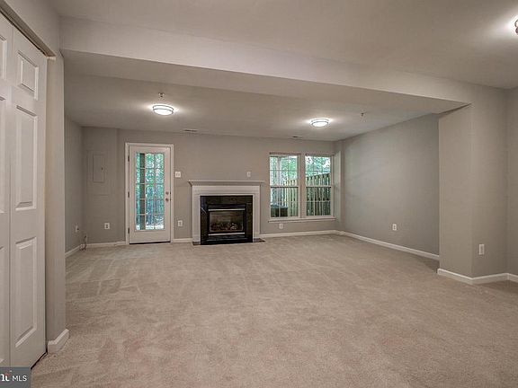 3rd image of 13726 Palmetto Cir