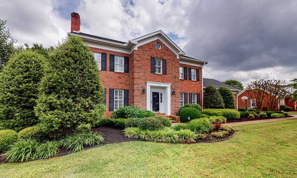 1st image of 313 Constitution Ct