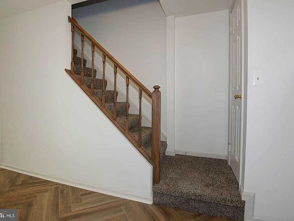 5th image of 5731 Oakshore Ct