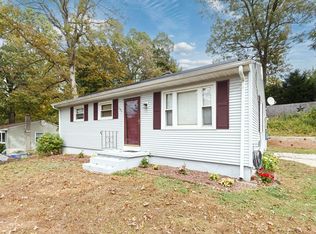 101 Regal St, Springfield, MA 01118