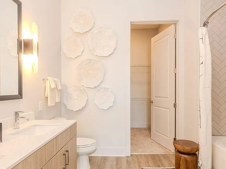 Tessa Matthews Homes, Townhomes and Apartments — Photo 39