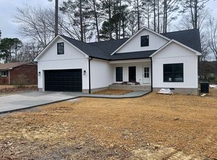 323 N 5th Ave, Chatsworth, GA 30705