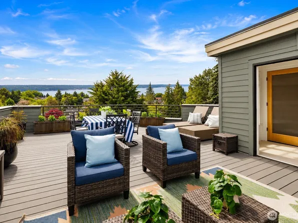 3215 W Lynn Street, Seattle, WA 98199