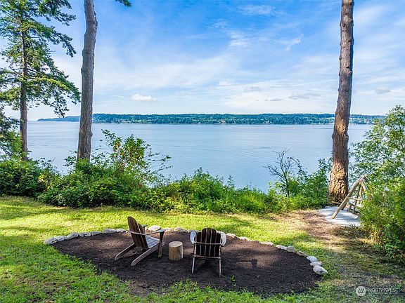 5th image of 4854 S Camano Drive