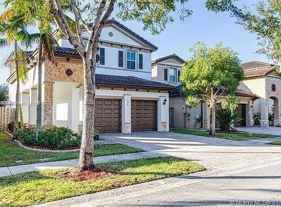 3rd image of 2482 NE 3rd Ct