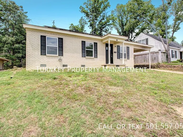 91 White Oak Ln — Photo 1