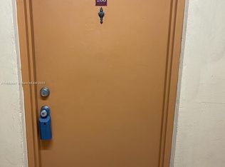 810 SW 129th Pl APT 208, Miami, FL 33184