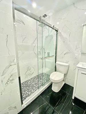 Rented by REAL New York | media 14