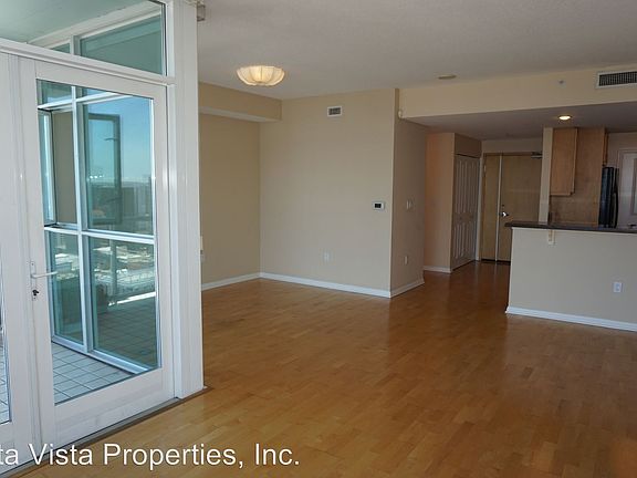3rd image of 850 Beech St Unit 2203