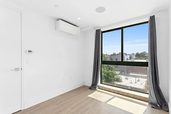 Rented by Corcoran | media 18