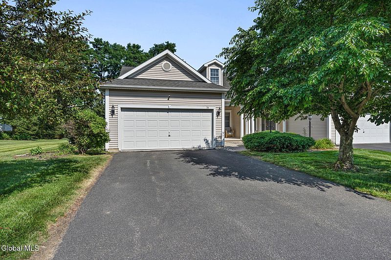5th image of 74 Rockrose Drive