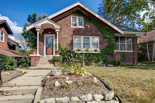 1606 20th St photo 1