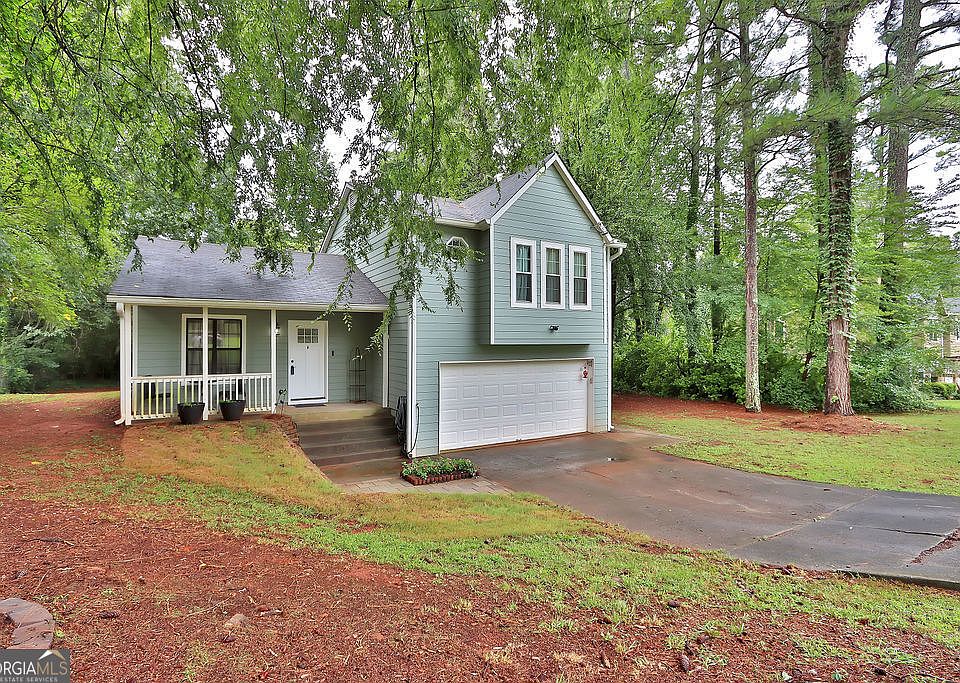 1st image of 2458 Shamrock Way