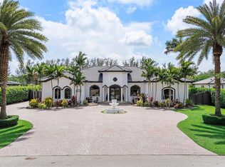 Valencia Groves Estates, Miami, FL 33177