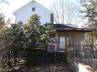 400 High St, Macksburg, OH 45746