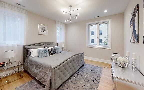 5th image of 5652 N Ashland Ave #3
