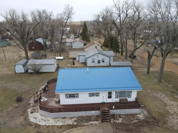 310 Andrew St, Vale, SD 57788