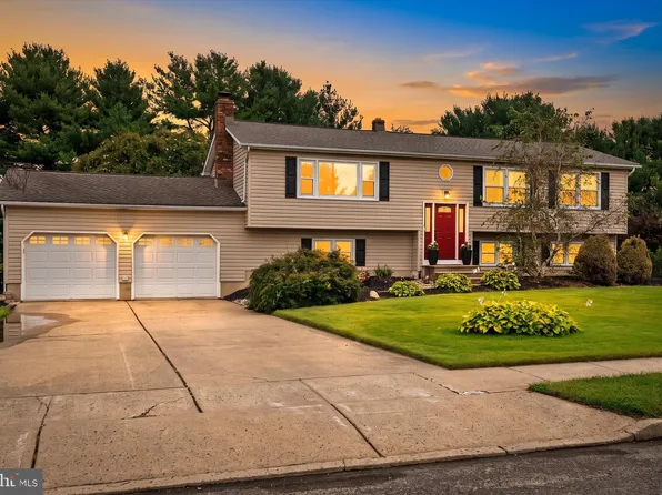 9 Old Post Ln, Hamilton, NJ 08620