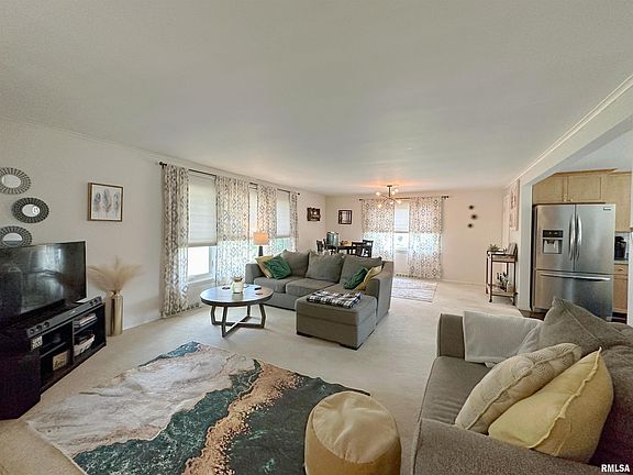 4th image of 6311 N Robinwood Dr