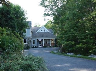 27 Boyden Rd, Medfield, MA 02052