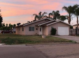 1860 4th St, Sanger, CA 93657