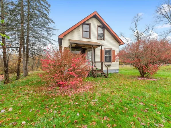 85 Coitsville Hubbard Rd, Youngstown, OH 44505