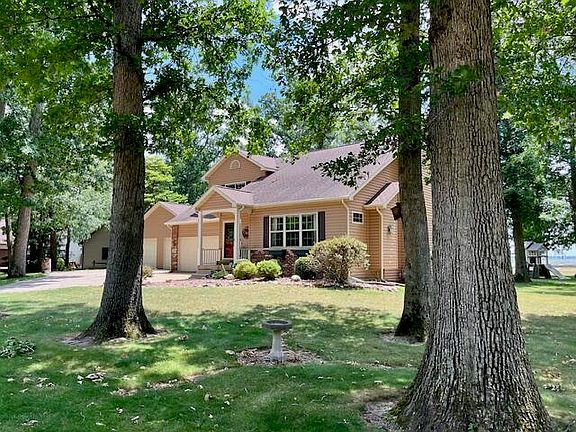 3rd image of 206 Kellerwood Ct