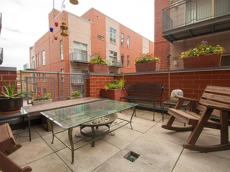 1236 Chicago Ave #301 — Photo 1